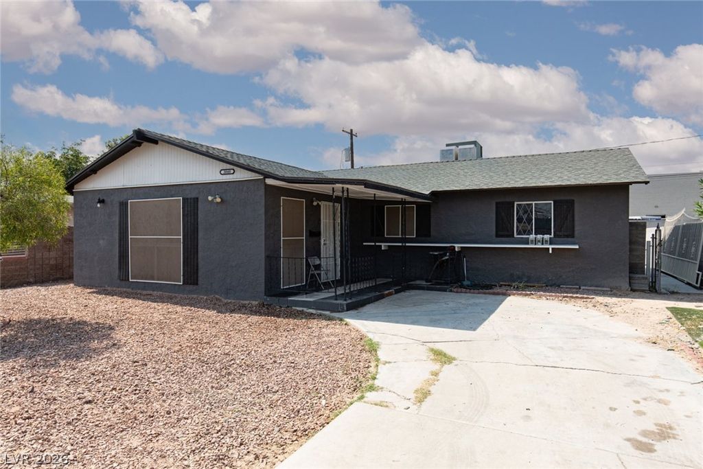 3040 Holly Hill Avenue, Las Vegas, NV 89104 — exterior