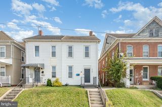 429 HIGH ST, Hanover, PA 17331