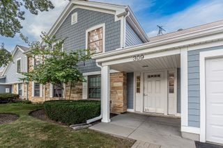 309 Maplewood Court D1, Schaumburg, IL 60193
