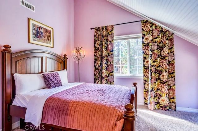 700 Booth Way, Big Bear City, CA 92314