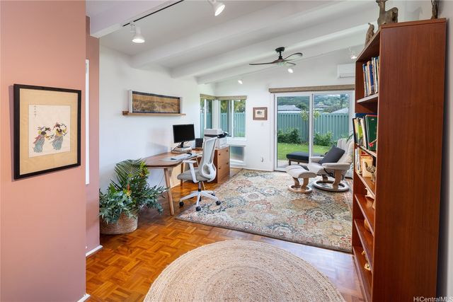 5645 Kawaikui Street, Honolulu, HI 96821