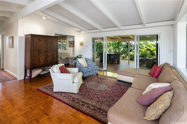 5645 Kawaikui Street, Honolulu, HI 96821