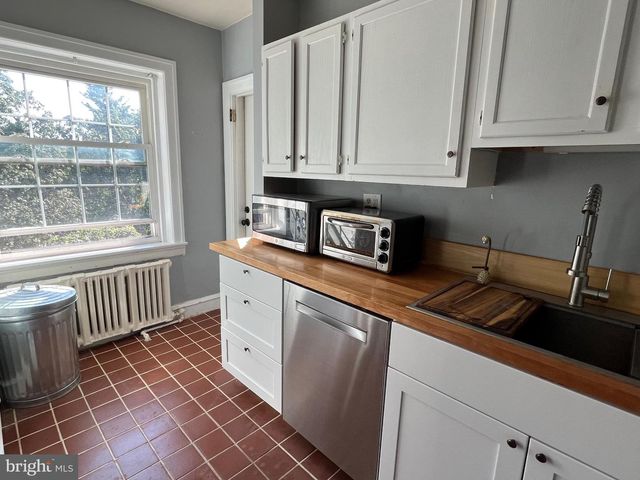 6146 WAYNE AVE #3, Philadelphia, PA 19144