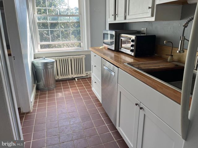 6146 WAYNE AVE #3, Philadelphia, PA 19144