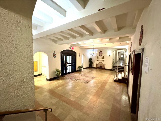 37-21 80th Street 1R, Jackson Heights, NY 11372