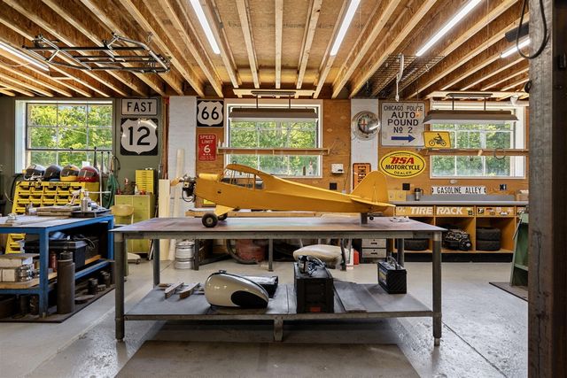 16175 Red Arrow Highway, Union Pier, MI 49129