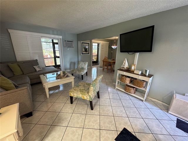 111 AIRPORT AVENUE W 107, Venice, FL 34285