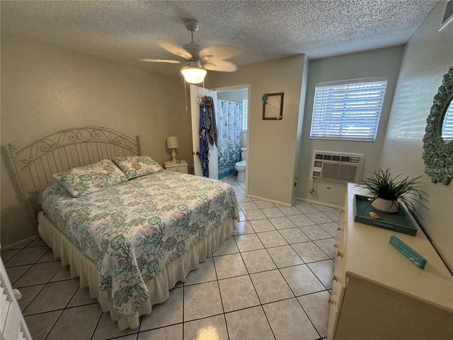 111 AIRPORT AVENUE W 107, Venice, FL 34285