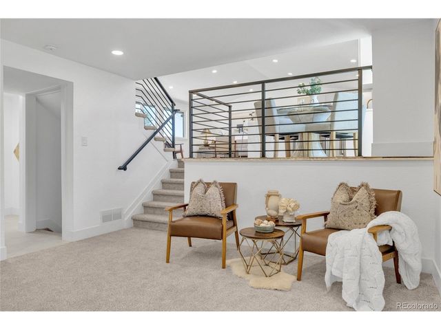 8273 Ammons Cir, Arvada, CO 80005