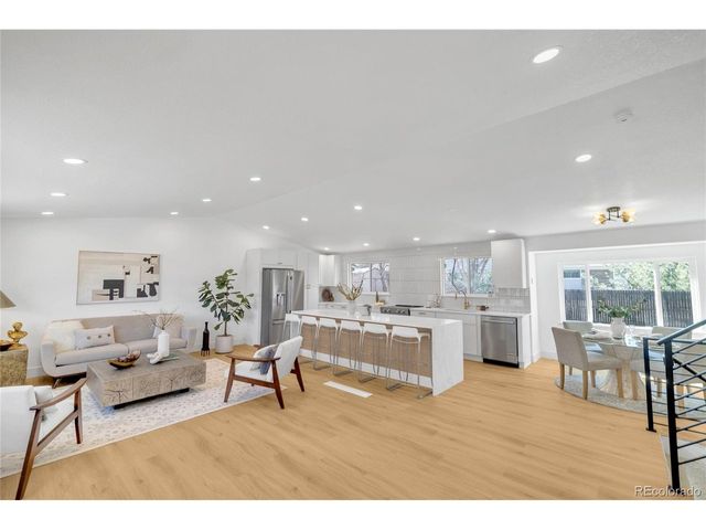 8273 Ammons Cir, Arvada, CO 80005