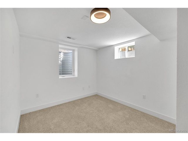 8273 Ammons Cir, Arvada, CO 80005