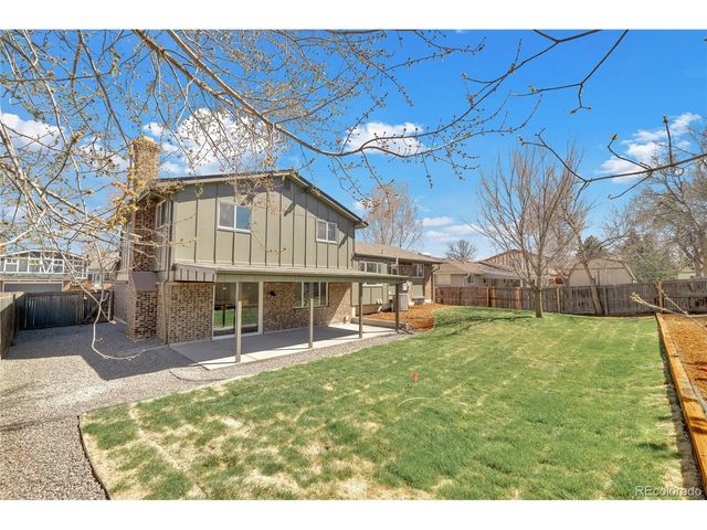 8273 Ammons Cir, Arvada, CO 80005