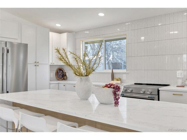 8273 Ammons Cir, Arvada, CO 80005