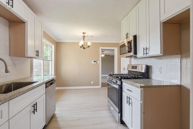3518 Thornwood Drive, Pasadena, TX 77503