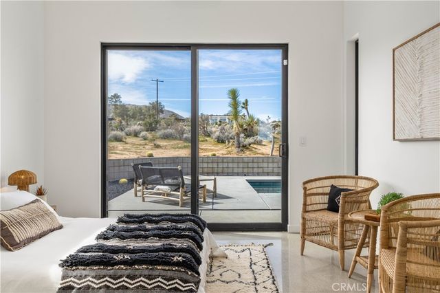 6738 Saddleback, Joshua Tree, CA 92252