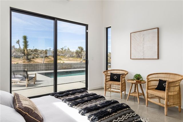 6738 Saddleback, Joshua Tree, CA 92252