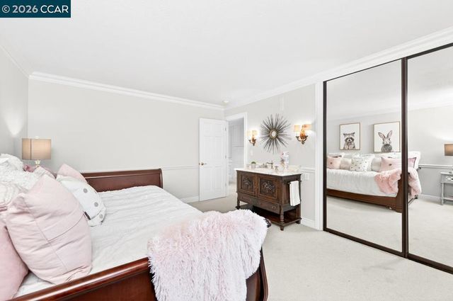 2201 Loch Ln, Walnut Creek, CA 94598