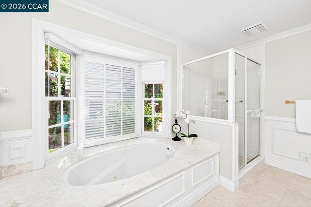 2201 Loch Ln, Walnut Creek, CA 94598