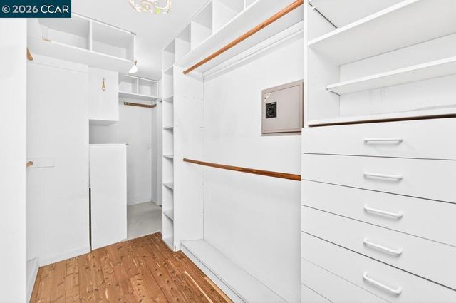 2201 Loch Ln, Walnut Creek, CA 94598