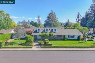 2201 Loch Ln, Walnut Creek, CA 94598