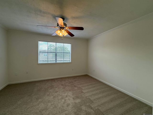 9843 Siegen Ln, Baton Rouge, LA 70810