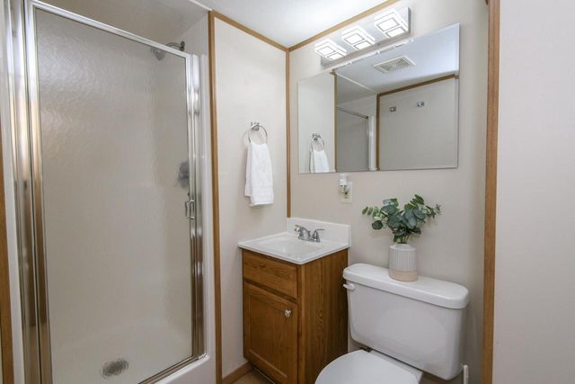 5605 W Bottsford AVENUE, Milwaukee, WI 53220