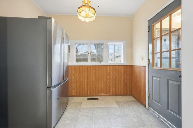 1092 Sims Avenue, Saint Paul, MN 55106