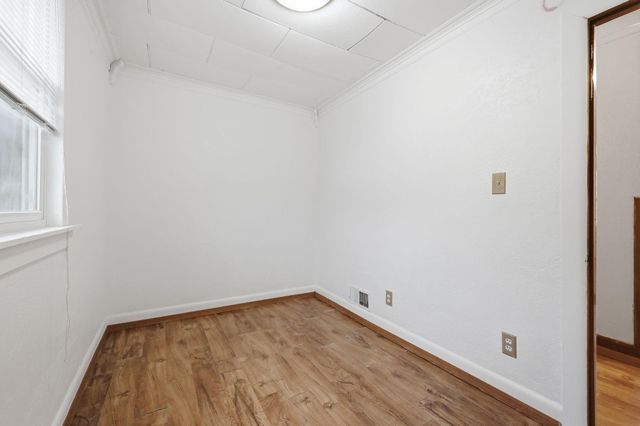 1092 Sims Avenue, Saint Paul, MN 55106