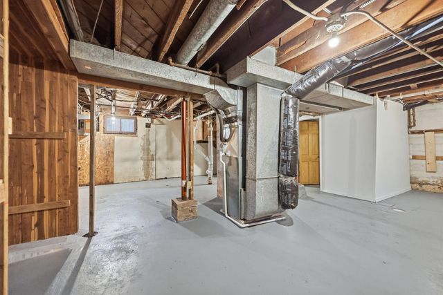 1092 Sims Avenue, Saint Paul, MN 55106