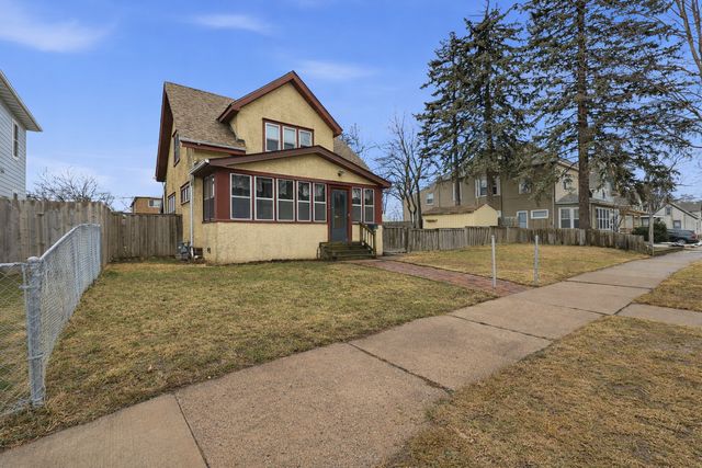 1092 Sims Avenue, Saint Paul, MN 55106