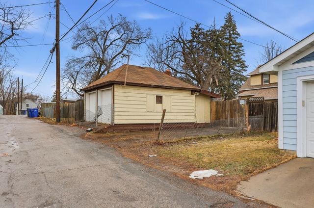 1092 Sims Avenue, Saint Paul, MN 55106