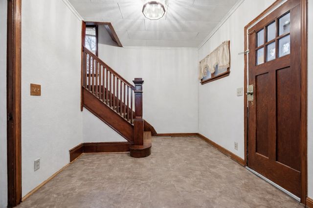 1092 Sims Avenue, Saint Paul, MN 55106