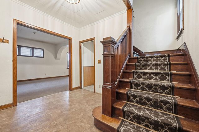 1092 Sims Avenue, Saint Paul, MN 55106