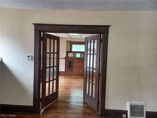 50 N Hazelwood Avenue, Youngstown, OH 44509
