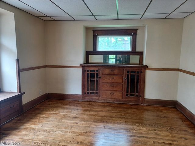 50 N Hazelwood Avenue, Youngstown, OH 44509