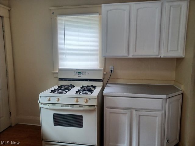 50 N Hazelwood Avenue, Youngstown, OH 44509