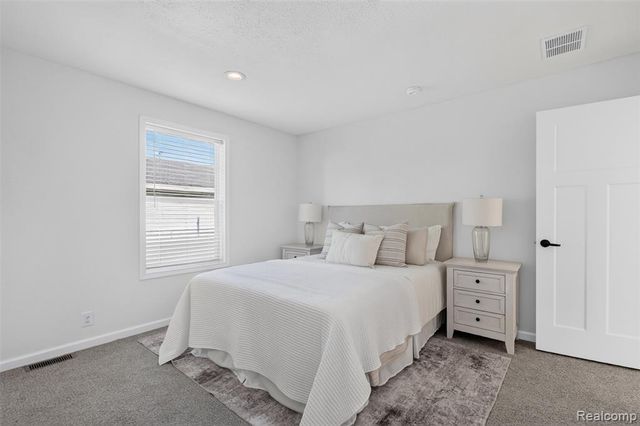 11076 Maxwell Avenue, Warren, MI 48089