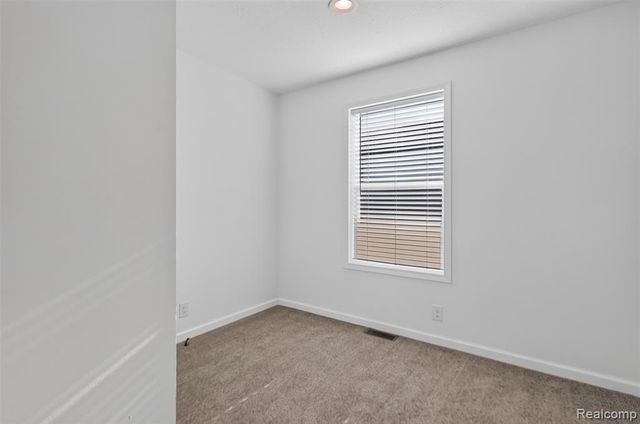 11076 Maxwell Avenue, Warren, MI 48089