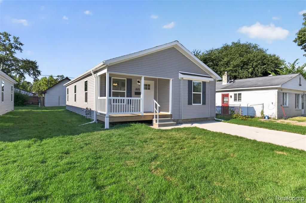 11076 Maxwell Avenue, Warren, MI 48089