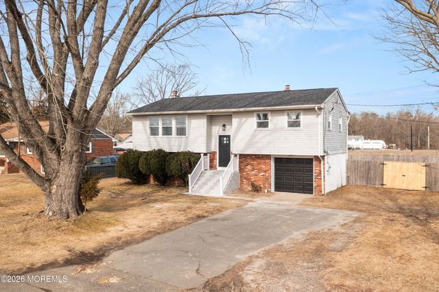 26 Nicholas Street, Pemberton, NJ 08068
