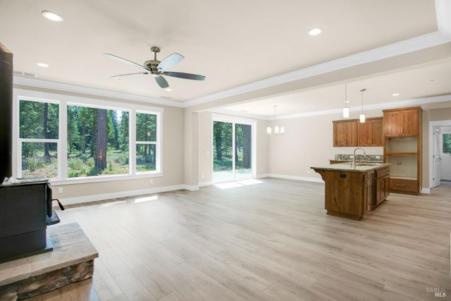 32855 Velvet Rye Ct, Shingletown, CA 96088