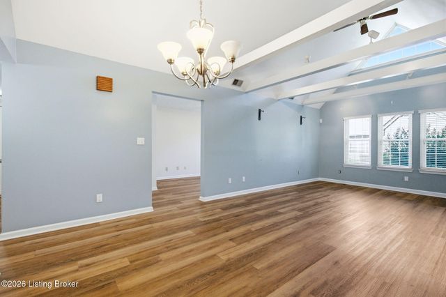 1504 Eastbridge Ct, Louisville, KY 40223