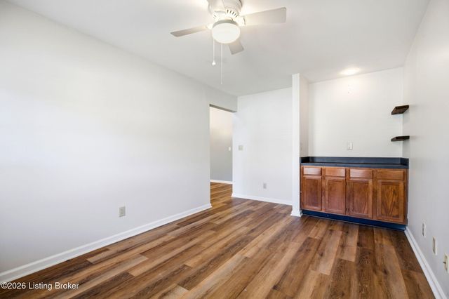 1504 Eastbridge Ct, Louisville, KY 40223