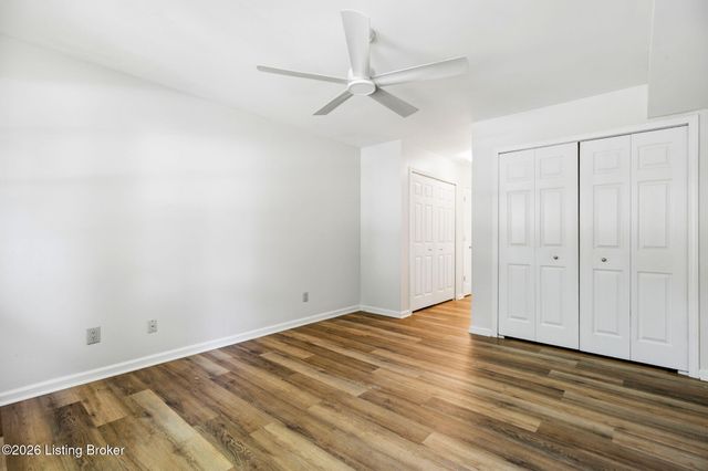 1504 Eastbridge Ct, Louisville, KY 40223