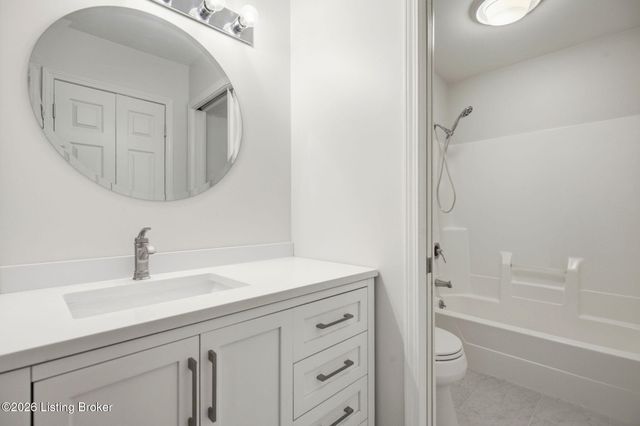 1504 Eastbridge Ct, Louisville, KY 40223