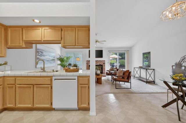 5524 Elgin Hills Way, Antelope, CA 95843