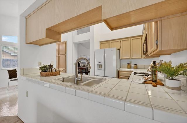 5524 Elgin Hills Way, Antelope, CA 95843