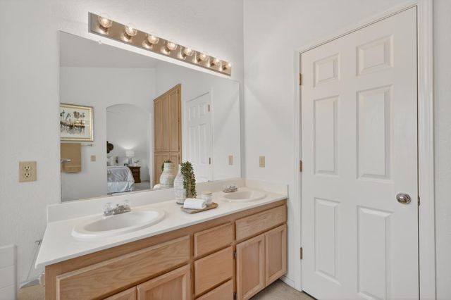 5524 Elgin Hills Way, Antelope, CA 95843