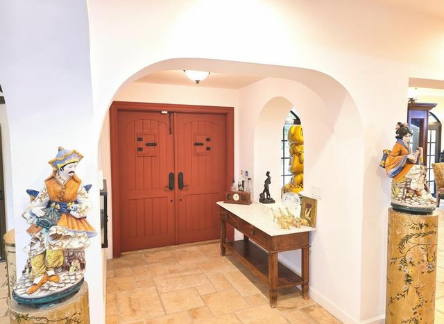 4200 N Surf Road, Hollywood, FL 33019