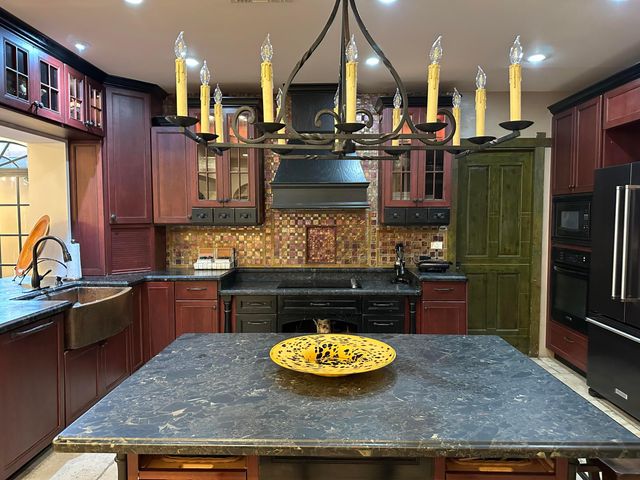 4200 N Surf Road, Hollywood, FL 33019